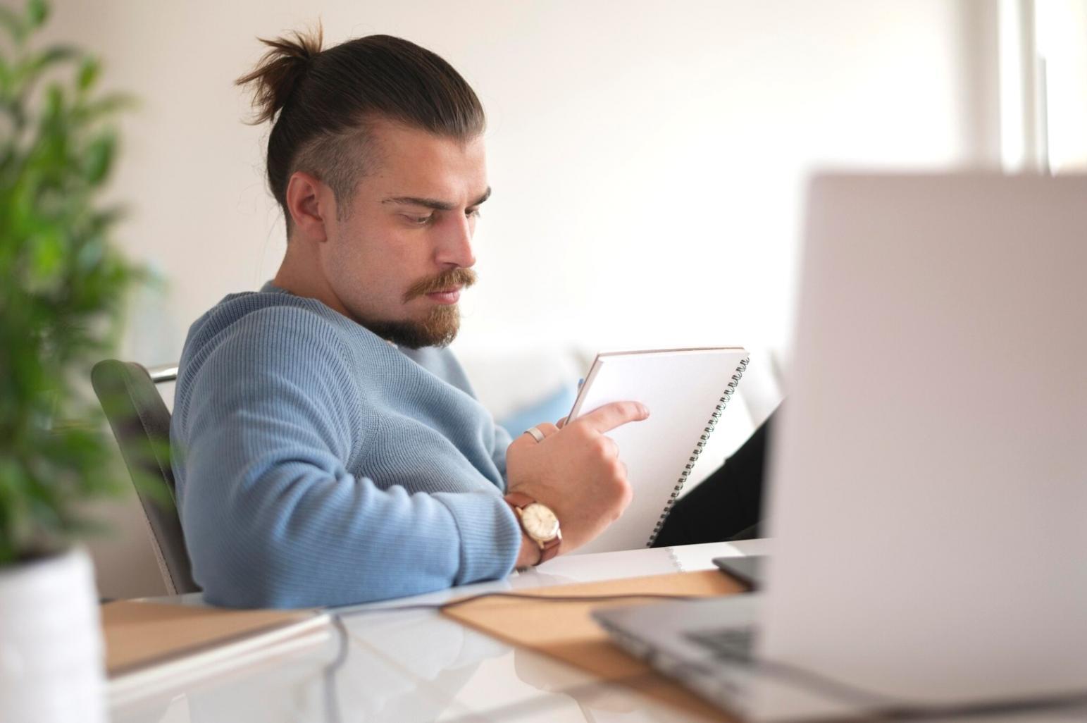 Expertise financière plenogoroenti - Analyse d'investissement